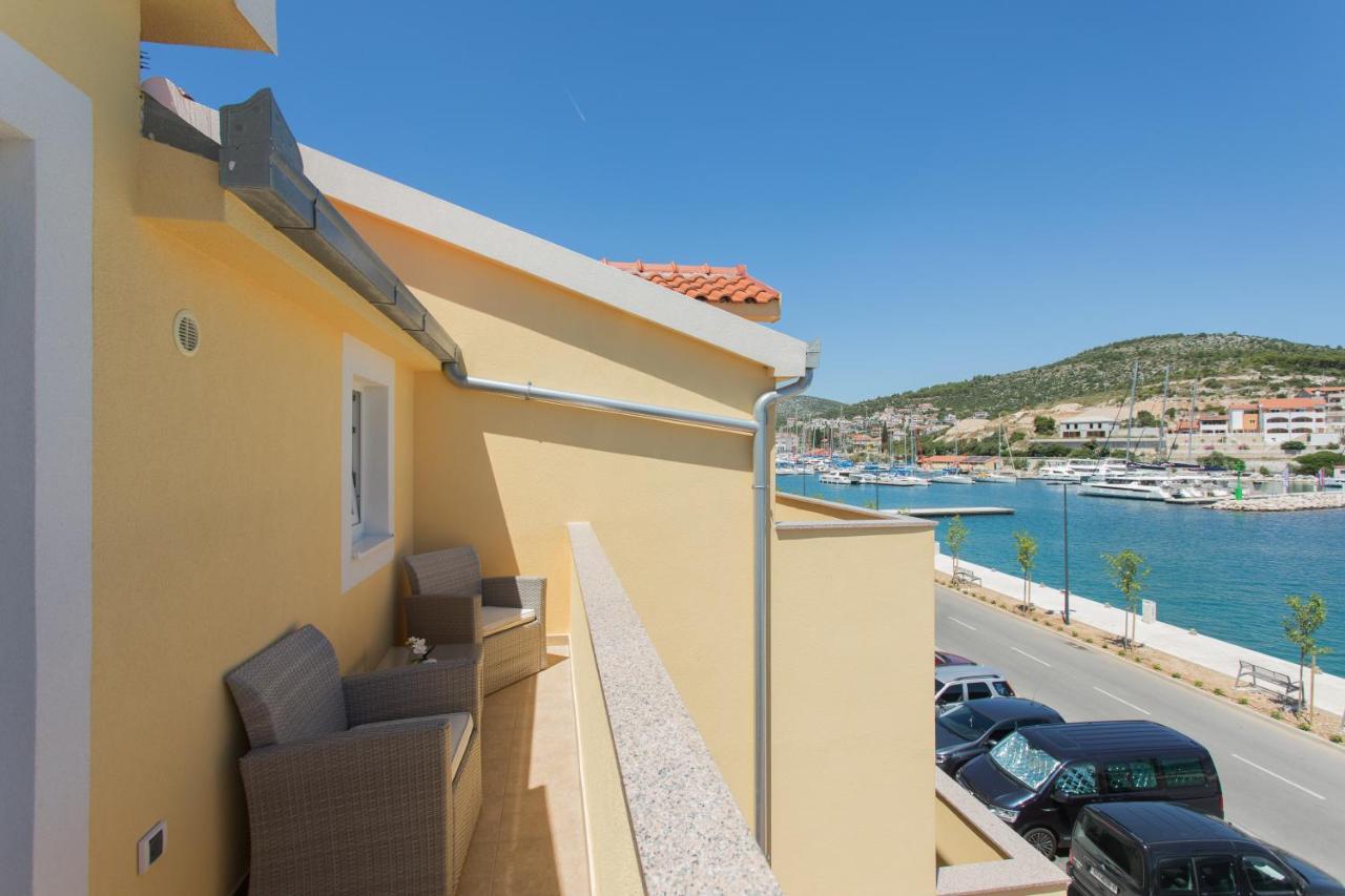 Beach Apartments Mediteran Marina Luaran gambar